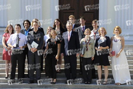 Jeanette Biedermann, Christian Wulff, Wolke Hegenbarth und weitere Verdienstkreuzempfänger