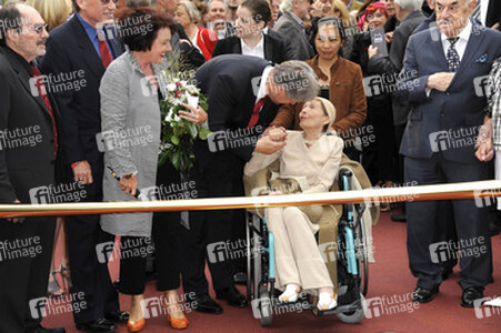 Klaus Wowereit, Luise Rainer