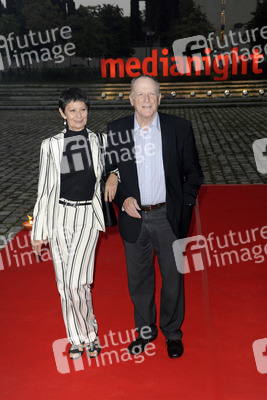 Emöke Pöstenyi, Wolfgang Kohlhaase