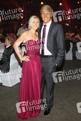 Maxi Arland mit Frau Andrea