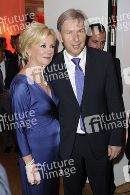 Liz Mohn, Klaus Wowereit