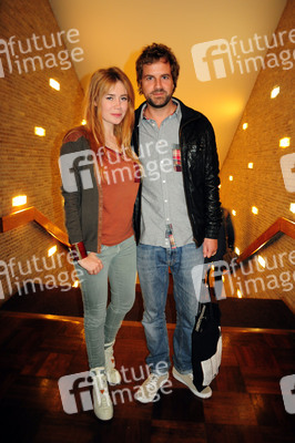 Palina Rojinski, Schowi