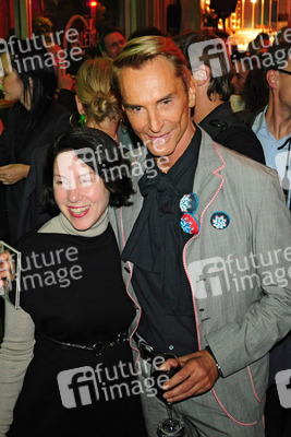 Wolfgang Joop mit Gast