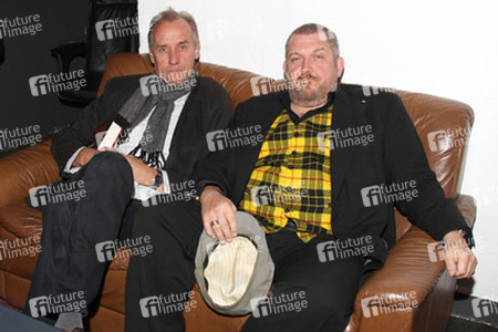 Hakan Nesser, Dietmar Bär