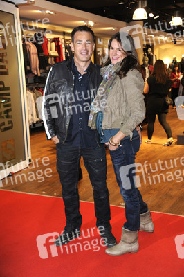 Jan Sosniok mit Freundin Nadine Möllers