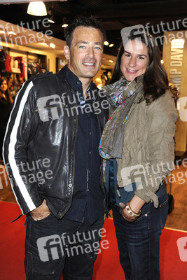 Jan Sosniok mit Freundin Nadine Möllers