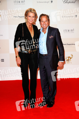 Stephanie von Pfuel, Hendrik teNeues