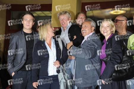 Frederick Lau, Franziska Meyer Price, Jörg Schüttauf, Christian Kahrmann, Wolfgang Stumph, Floriane Daniel