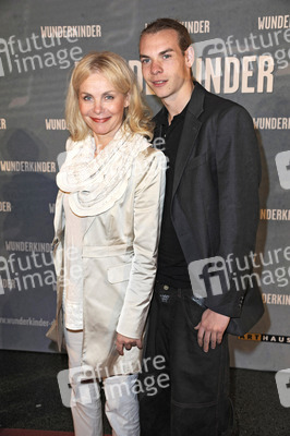 Kirsten Harms mit Sohn Julian Damovsky