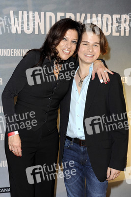 Alice Brauner, Elin Kolev