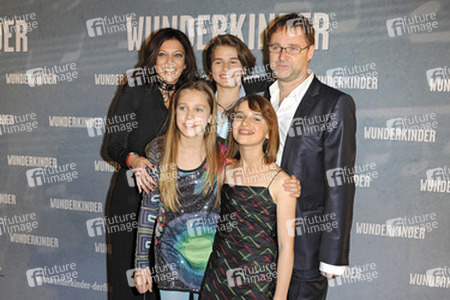 Alice Brauner, Imogen Burrell, Elin Kolev, Mathilda Adamik, Markus Rosenmüller