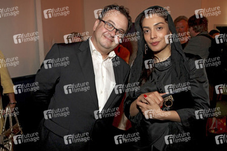 Albert Wiederspiel, Leyla Zareh