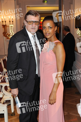 Carlo Rola, Dennenesch Zoudé