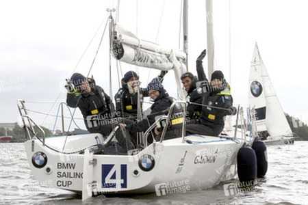 Daniela Ziegler, Carolin Fortenbacher mit Team