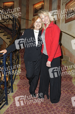 Brigitte Grothum, Debora Weigert