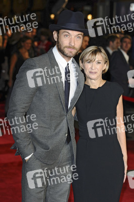 Jude Law, Sandra Hebron