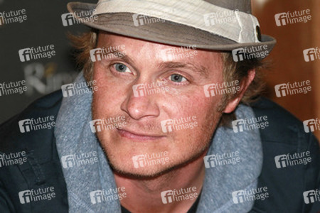 David Anders
