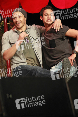 Alex Meraz, Bronson Pelletier