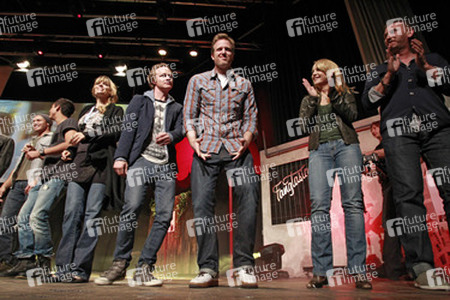 Alex Meraz, Bronson Pelletier, Hudson Leick, David Anders, Patrick Brennan, Renée O'Connor, Bil Tangradi