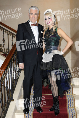 Sky du Mont, Djalenga Scott