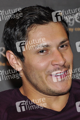 Alex Meraz