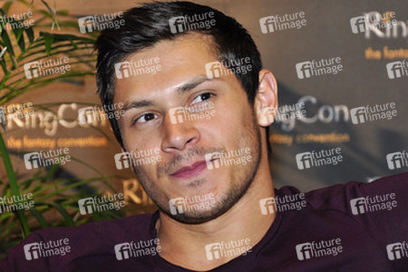 Alex Meraz