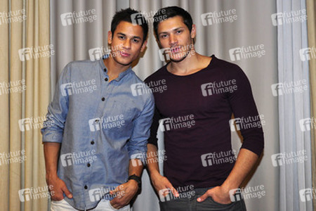 Bronson Pelletier, Alex Meraz