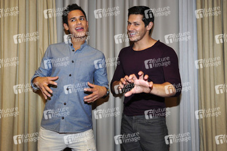 Bronson Pelletier, Alex Meraz