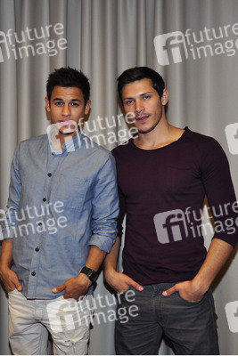 Bronson Pelletier, Alex Meraz