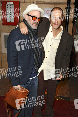 Michael Stipe (R.E.M.), Woody Harrelson