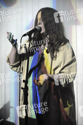 Janine Rostron / Planningtorock