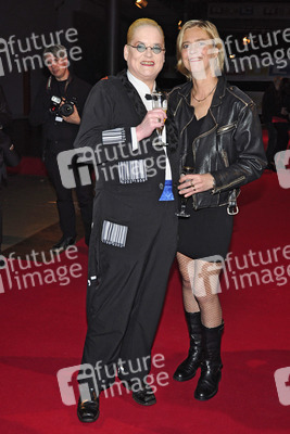 Hella von Sinnen mit Lebensgefährtin Cornelia Scheel