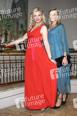 Eva Habermann, Sanna Englund