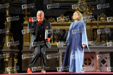 Peter Sattmann, Brigitte Grothum