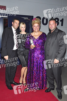 Ilka Bessin / Cindy aus Marzahn mit Gästen