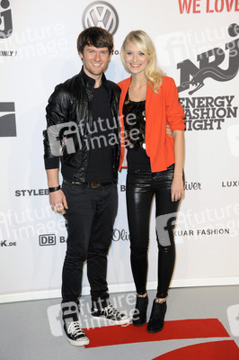 Daniel Grunenberg, Carolin Niemczyk (Glasperlenspiel)