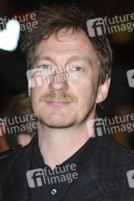 David Thewlis
