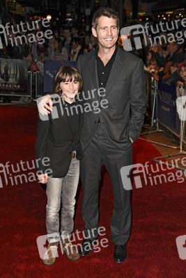 Isaac Hempstead Wright, Nick Murphy