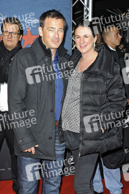 Jan Sosniok mit Freundin Nadine Moellers