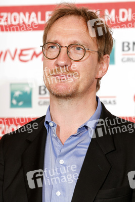 David Thewlis