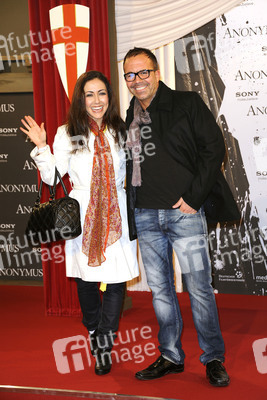 Anastasia Zampounidis mit Bruder George Zampounidis