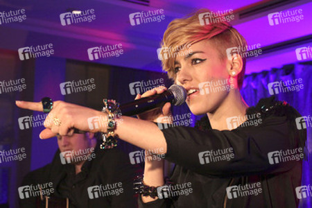 Alina Süggeler (Frida Gld)