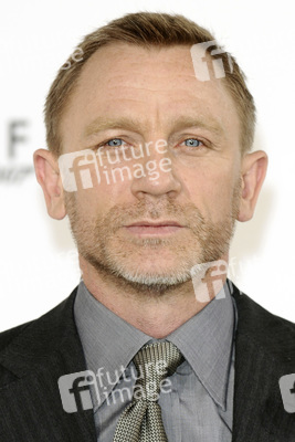 Daniel Craig