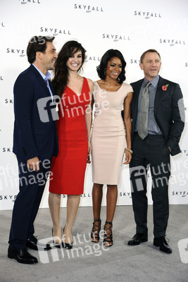 Javier Bardem, Bérénice Marlohe , Naomie Harris, Daniel Craig