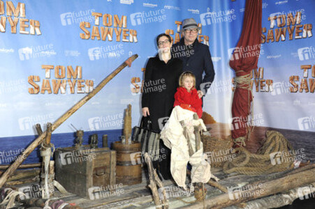 Leander Haußmann mit Annika Kuhl und Tochter Kunikunde