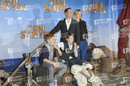 Leon Seidel, Benno Fürmann, Louis Hofmann, Heike Makatsch