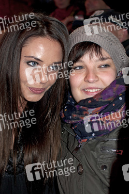 Maja Maneiro mit Fan