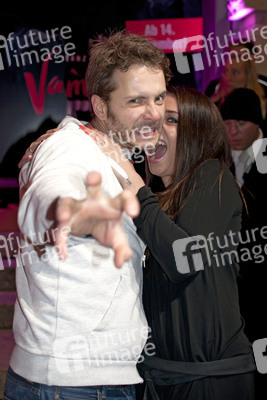 Jacob Weigert, Maja Maneiro