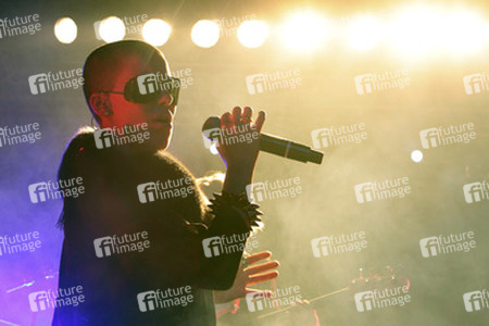 Alina Süggeler (Frida Gold)