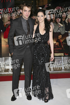 Robert Pattinson, Kristen Stewart